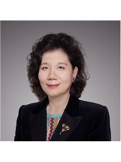 Wendy Luo - RE/MAX Galaxy
