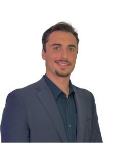 Austin Barone - RE/MAX Connections