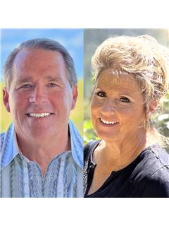 Glenn & Therese Mendell - RE/MAX Accord