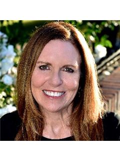 Deborah Pietkiewicz - RE/MAX Hometown Realtors
