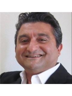 Emon Komeily - RE/MAX Accord