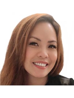 Hillary Nguyen - RE/MAX College Park Realty