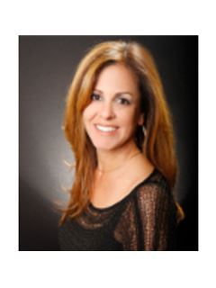 Susie Stetson - RE/MAX One