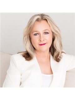 Kathy Sroka - RE/MAX Gold