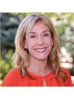 Karen Carnegie-Stochl - RE/MAX Accord