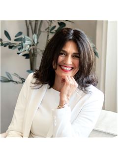 Marie Longjohn - RE/MAX All-Pro