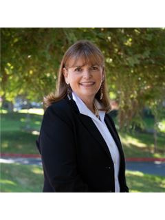 Melanie Peterson-Katz - RE/MAX Accord