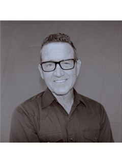 Chuck Cummings - RE/MAX Coastal Homes