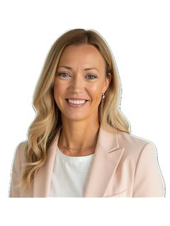 Jeanette Heshmati - RE/MAX One