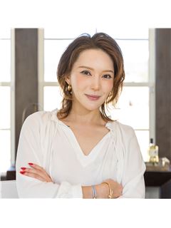 Wei (Beverly) Zhang - RE/MAX Galaxy