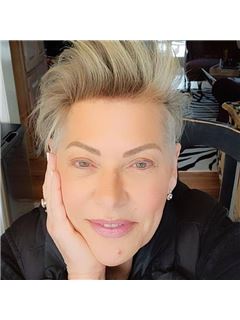 Lois Gerace - RE/MAX One