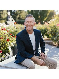 Anthony James - RE/MAX Gold