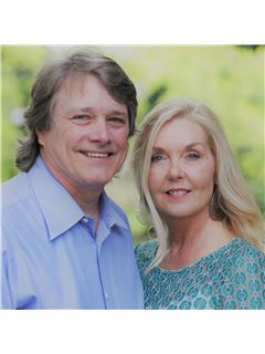 Jim and Michelle Kleker - RE/MAX Gold