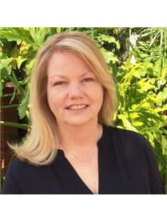 Dee Maynard - RE/MAX One