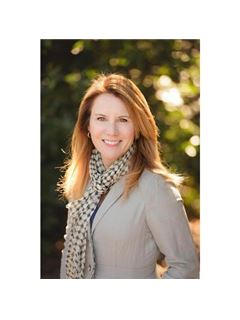 Jennifer L. Hatter - RE/MAX Accord
