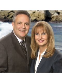 Caroll L. Dembowski - RE/MAX Select One