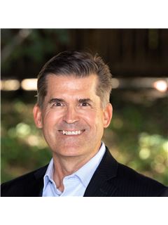 Associate - Michael Carter - RE/MAX Accord