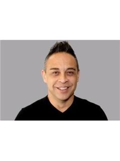 Robert Vernon - RE/MAX Honolulu