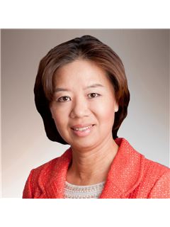 Vera Wang - REMAX Hawaii