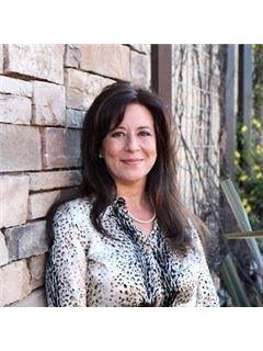 Tracy Tamiko James - RE/MAX Gold