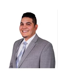 Stuart Santana - RE/MAX 2000