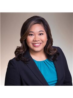 Chelsea McMillan - REMAX Hawaii