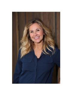 Madeline Bunfill - RE/MAX Gold