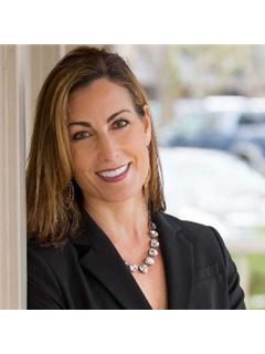 Liz Hansen - RE/MAX Accord