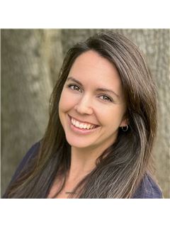 Kaitlin Jacobs - RE/MAX Gold