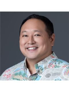 Chuck Allen - RE/MAX Honolulu