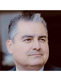 David Elias Vera - RE/MAX Select One