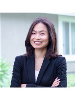 Linh Ly - RE/MAX College Park Realty