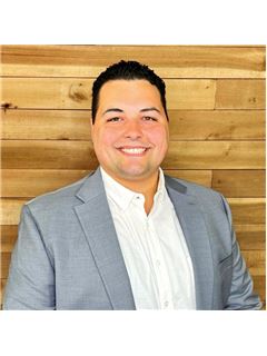 William Oliver - RE/MAX Tiffany Real Estate