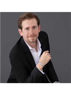 Daniel Siemon - RE/MAX One