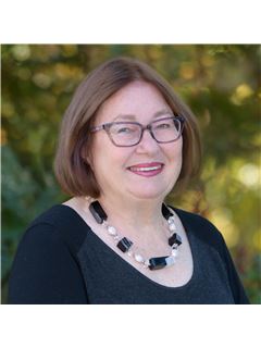 E. Patrice Jensen - RE/MAX Accord