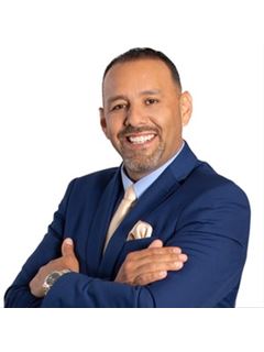 Associate - Jose Gomez - RE/MAX Sky