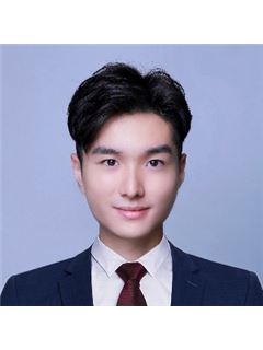 Ryan Hou - RE/MAX Premier Properties