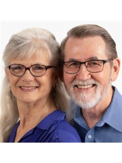 Dennis D. Smith - RE/MAX Connections