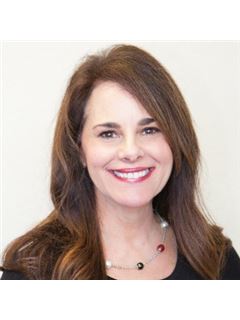Deanne Batis - RE/MAX Accord