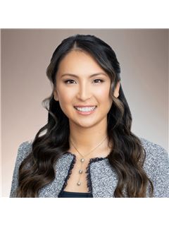 Bailey De Vos - REMAX Hawaii