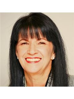 Francine Schneider - RE/MAX Classic Realty