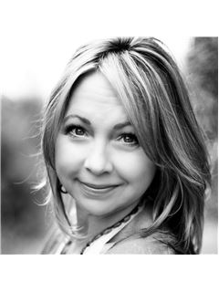 Karrie L. Law - RE/MAX Foothills