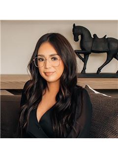Alysha Felix - RE/MAX Solutions