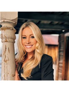 Rose Teddy - RE/MAX Professionals