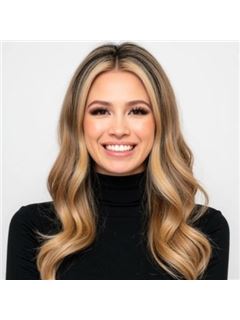 Karisa Hirabayashi - RE/MAX Advantage