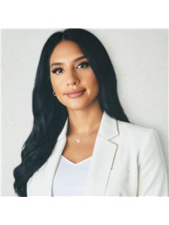 Noemi Candela - RE/MAX Classic Realty