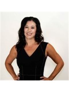 Katrina Karasawa - RE/MAX Professionals