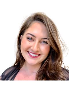 Mackenzie Campanile - RE/MAX Professionals