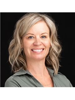 MINDY TERLESKY - RE/MAX Prestige Properties