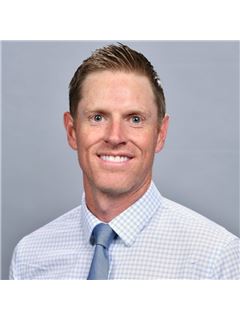 Dustin K. Hall - RE/MAX Professionals